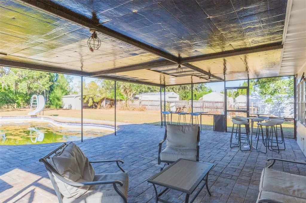 118 2nd Street NW Ruskin FL 33570