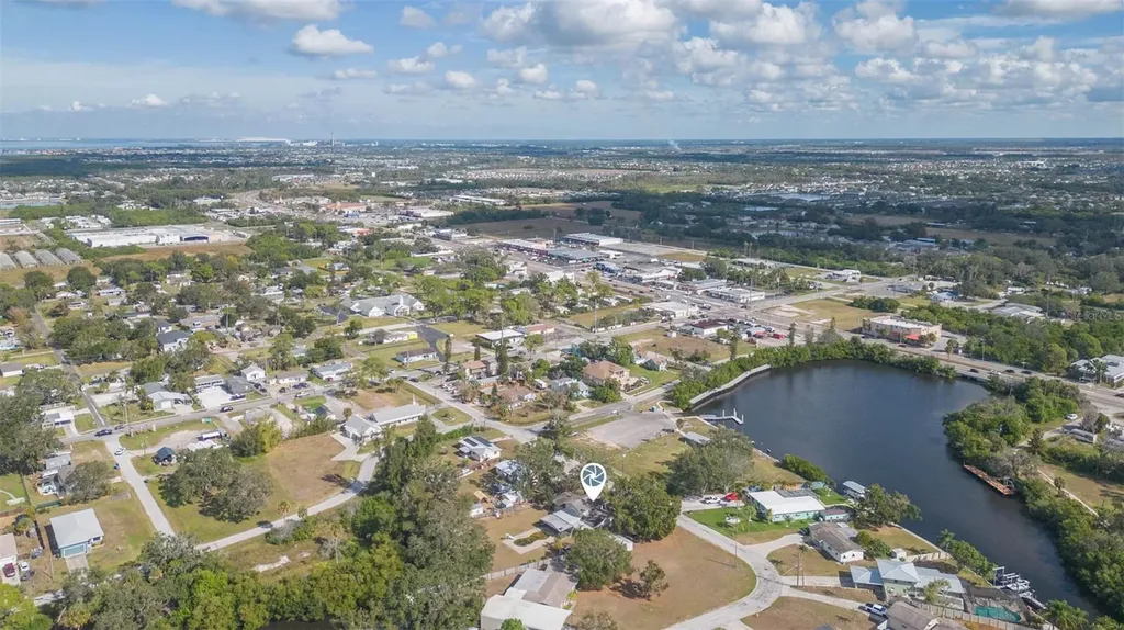 118 2nd Street NW Ruskin FL 33570