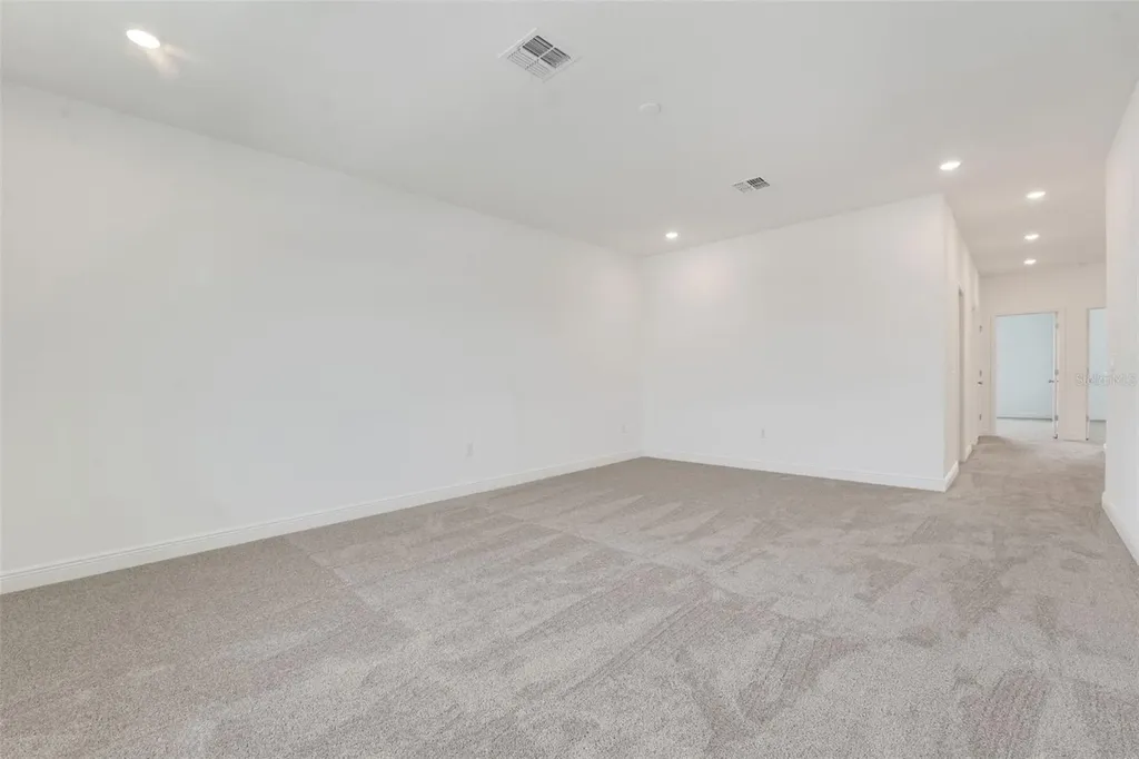 5025 Flameleaf Street Apopka FL 32712