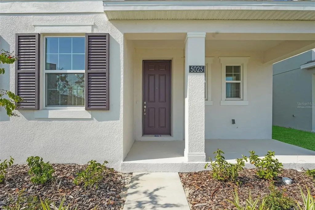 5025 Flameleaf Street Apopka FL 32712