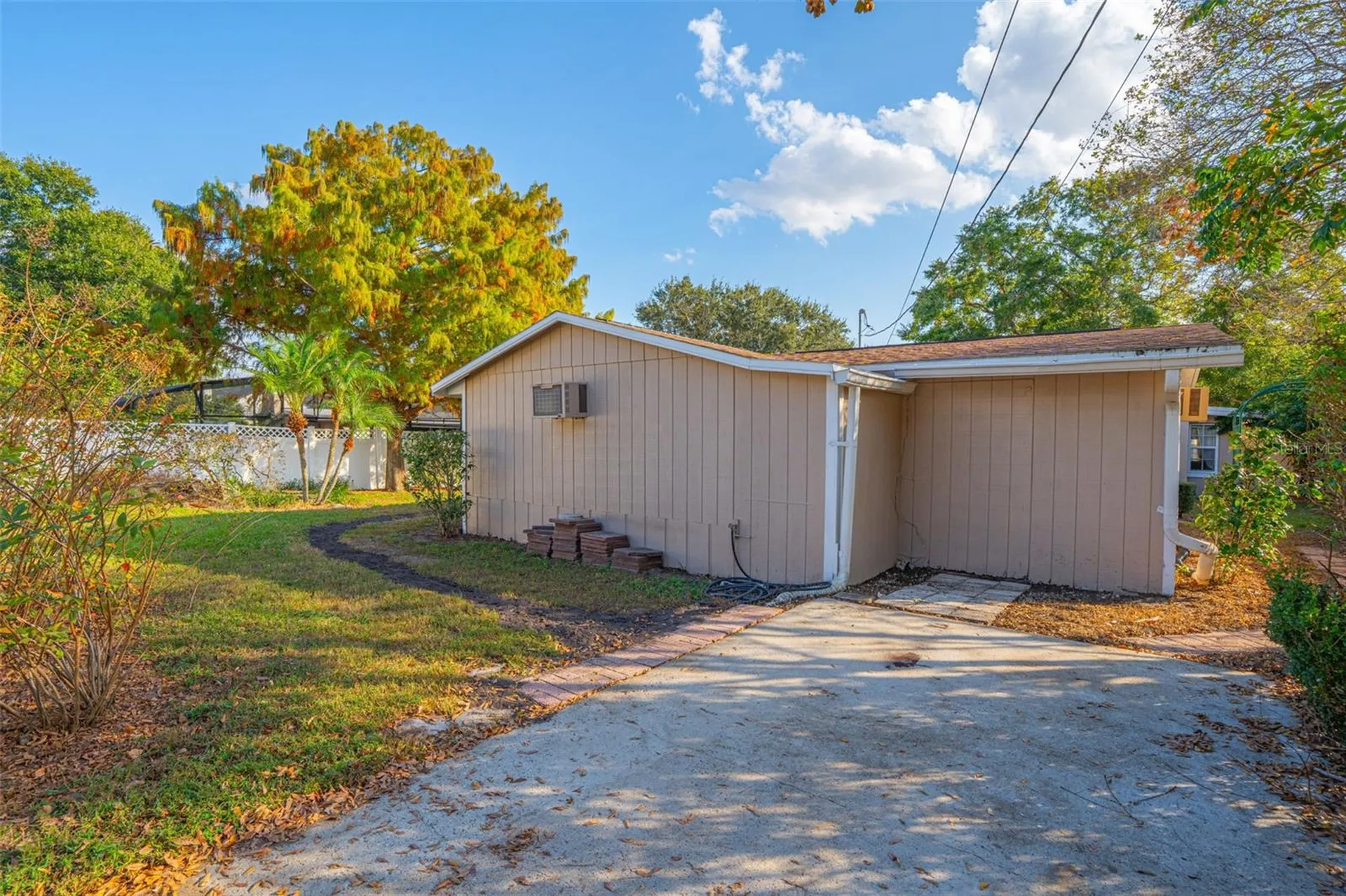 1619 Montcalm Street Orlando FL 32806