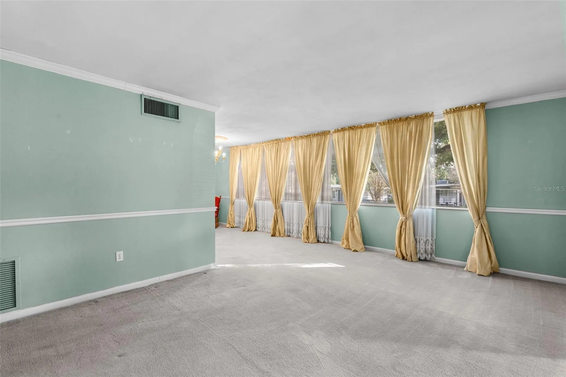 1619 Montcalm Street Orlando FL 32806