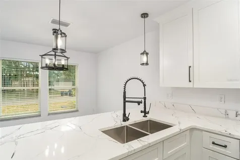 1000 S Locust Avenue Sanford FL 32771