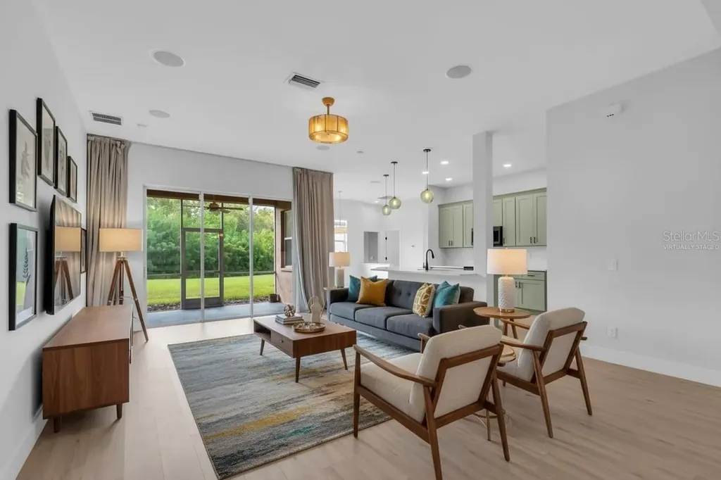 312 Londonderry Drive Sarasota FL 34240