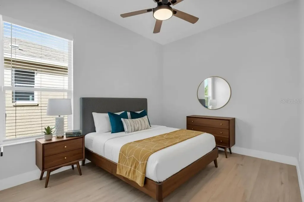 312 Londonderry Drive Sarasota FL 34240