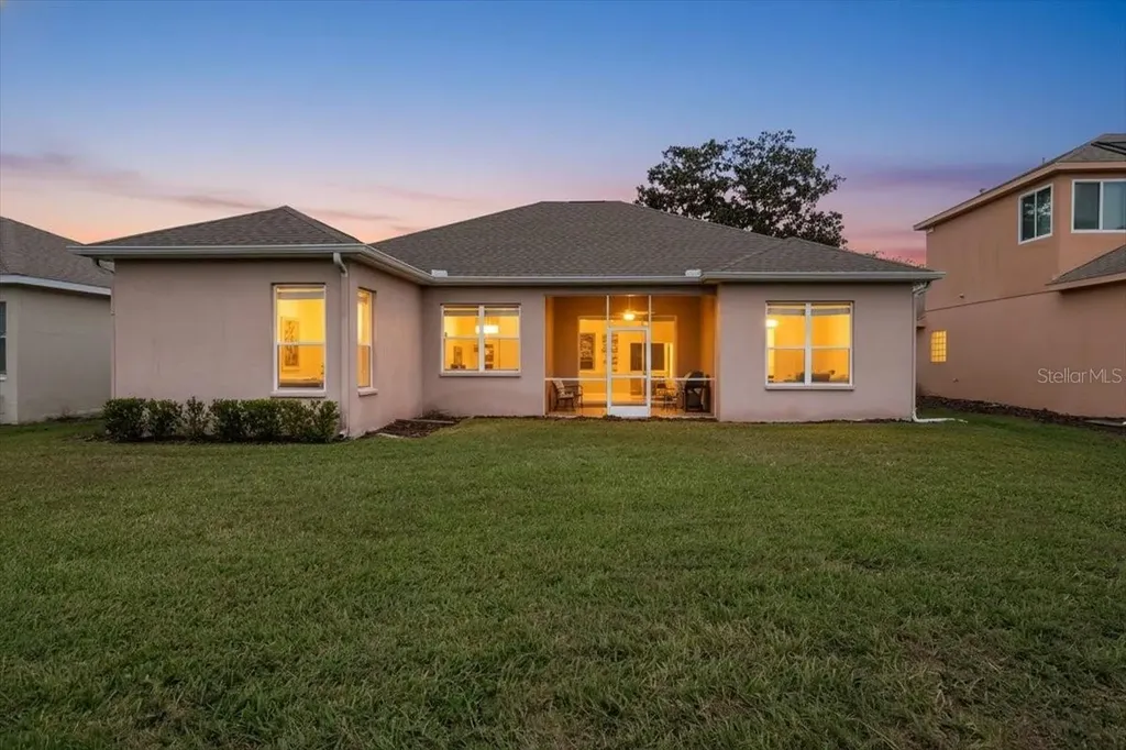 312 Londonderry Drive Sarasota FL 34240