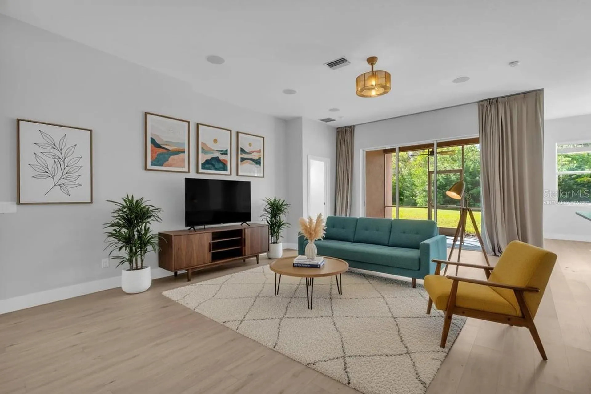 312 Londonderry Drive Sarasota FL 34240