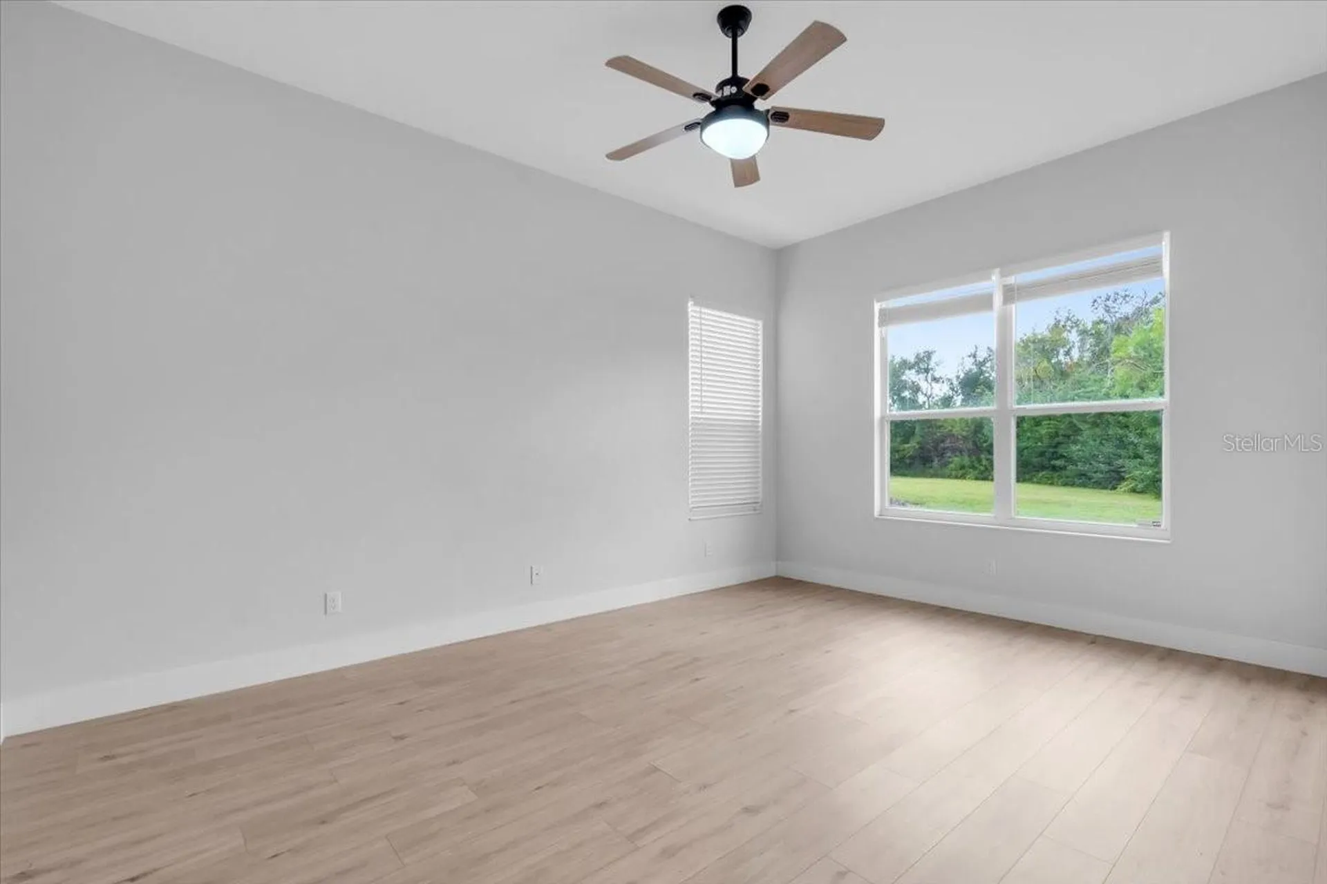 312 Londonderry Drive Sarasota FL 34240