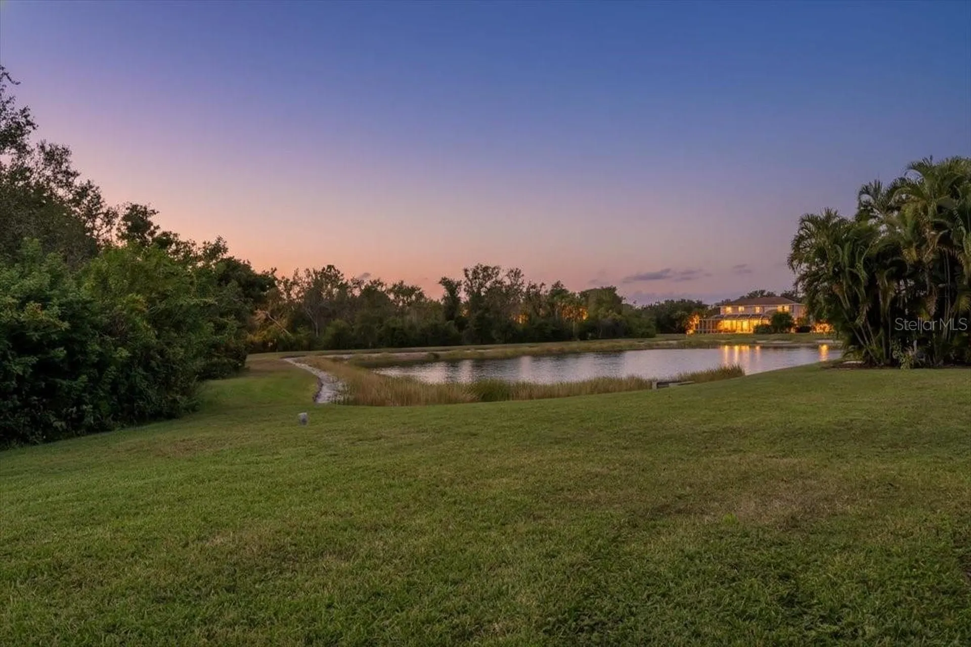 312 Londonderry Drive Sarasota FL 34240