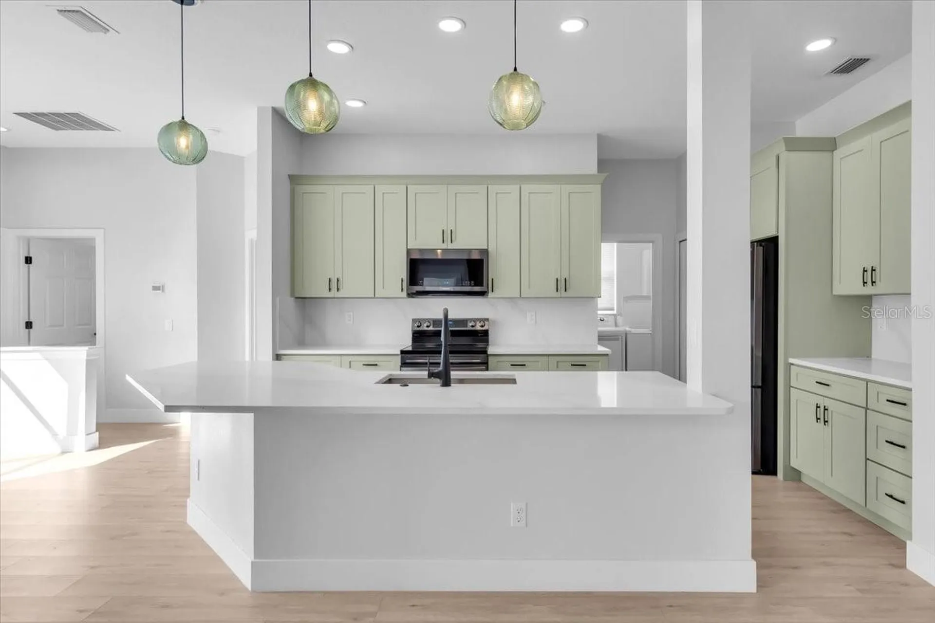 312 Londonderry Drive Sarasota FL 34240