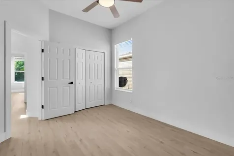312 Londonderry Drive Sarasota FL 34240