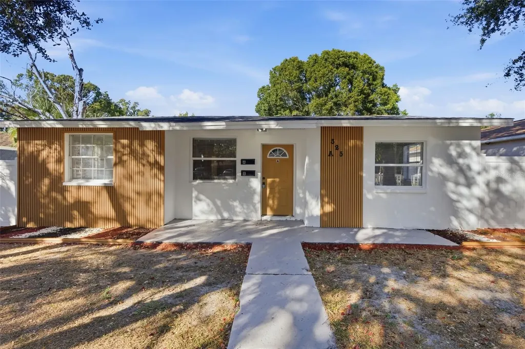 525 27th Avenue S St Petersburg FL 33705