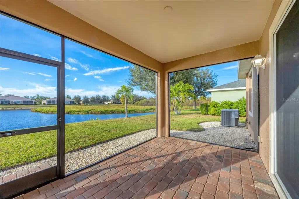 5283 Canyonland Way Venice FL 34293