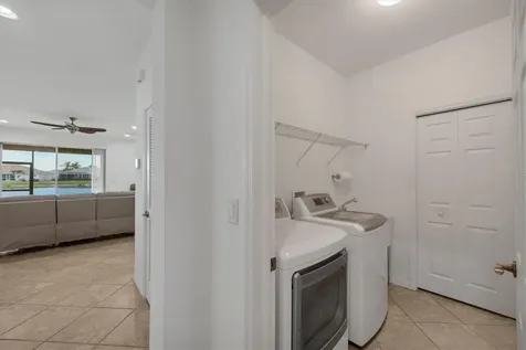 5283 Canyonland Way Venice FL 34293