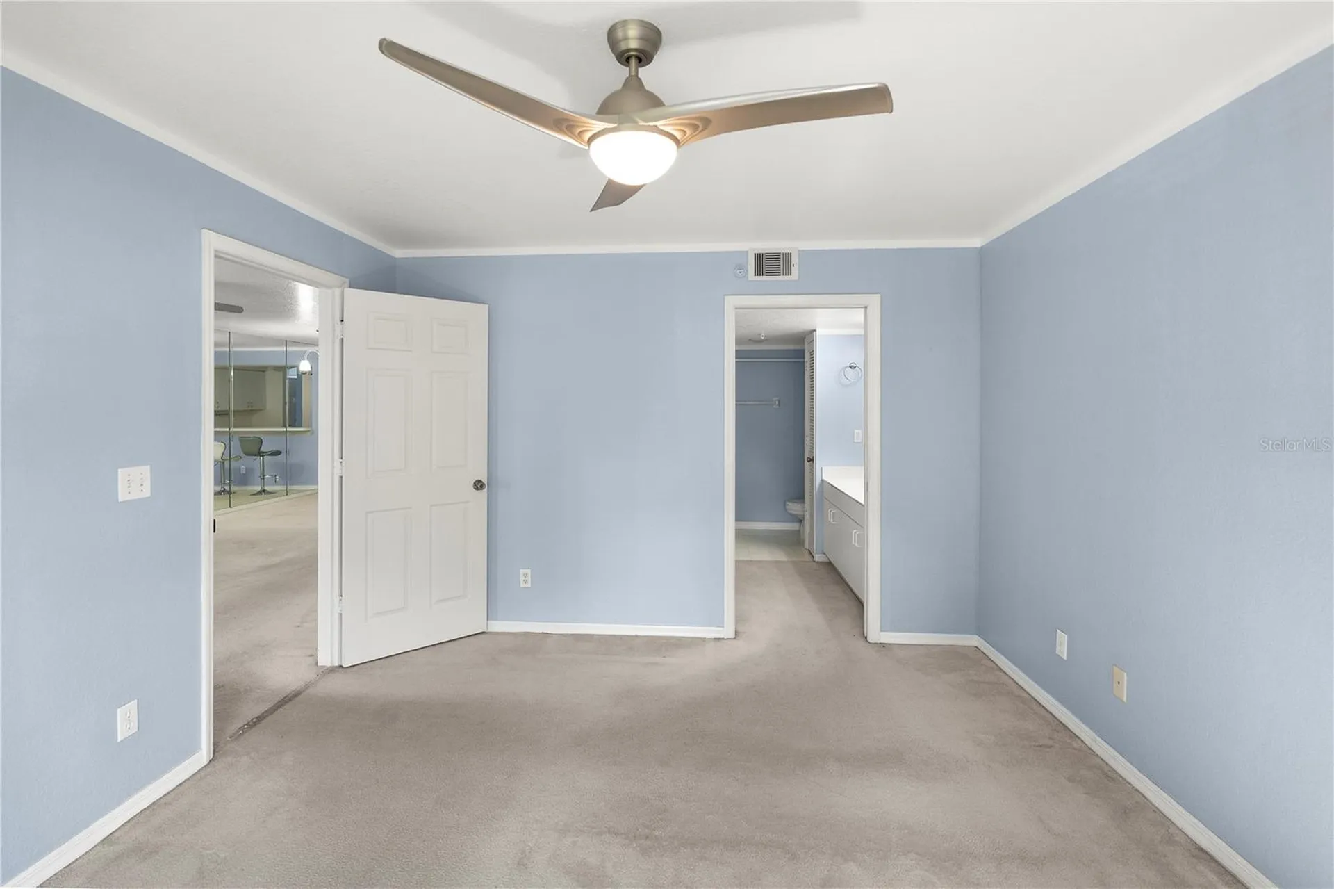 9610 Victoria Lane Naples FL 34109