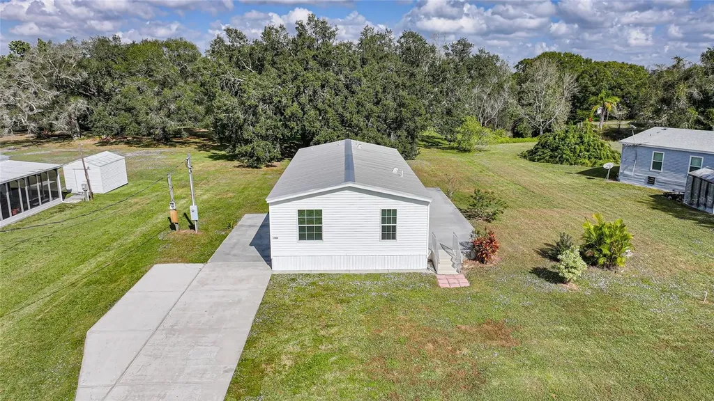 1704 SW Clover Drive Arcadia FL 34266