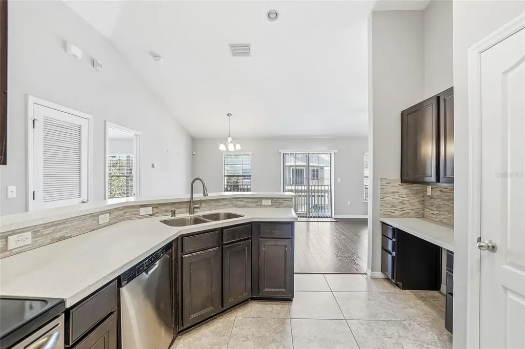 5723 Kingletsound Place Lithia FL 33547