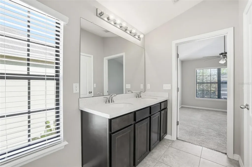 5723 Kingletsound Place Lithia FL 33547