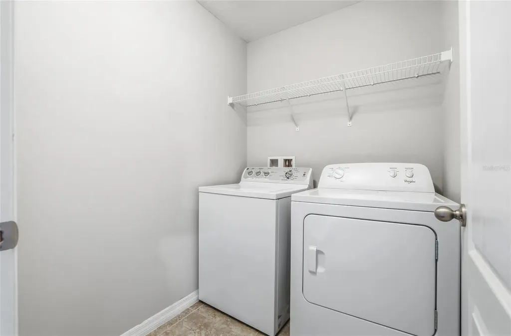 5723 Kingletsound Place Lithia FL 33547