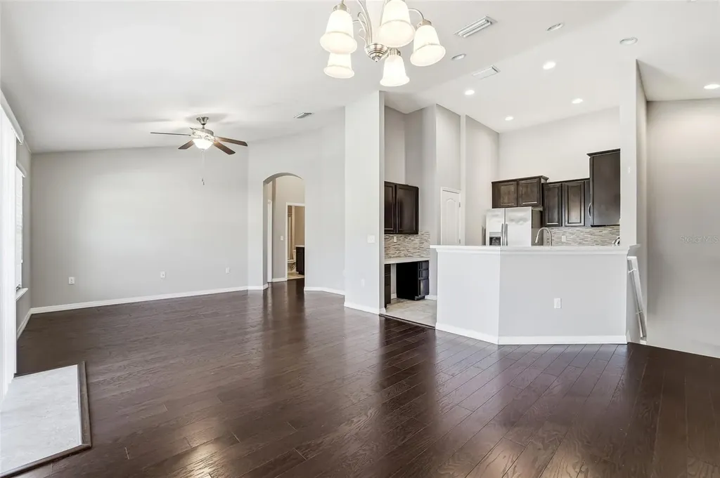 5723 Kingletsound Place Lithia FL 33547