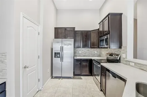 5723 Kingletsound Place Lithia FL 33547
