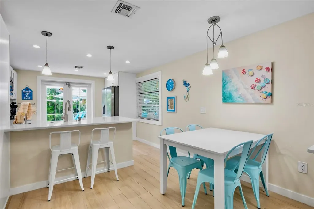 5803 Imperiore Avenue Holmes Beach FL 34217