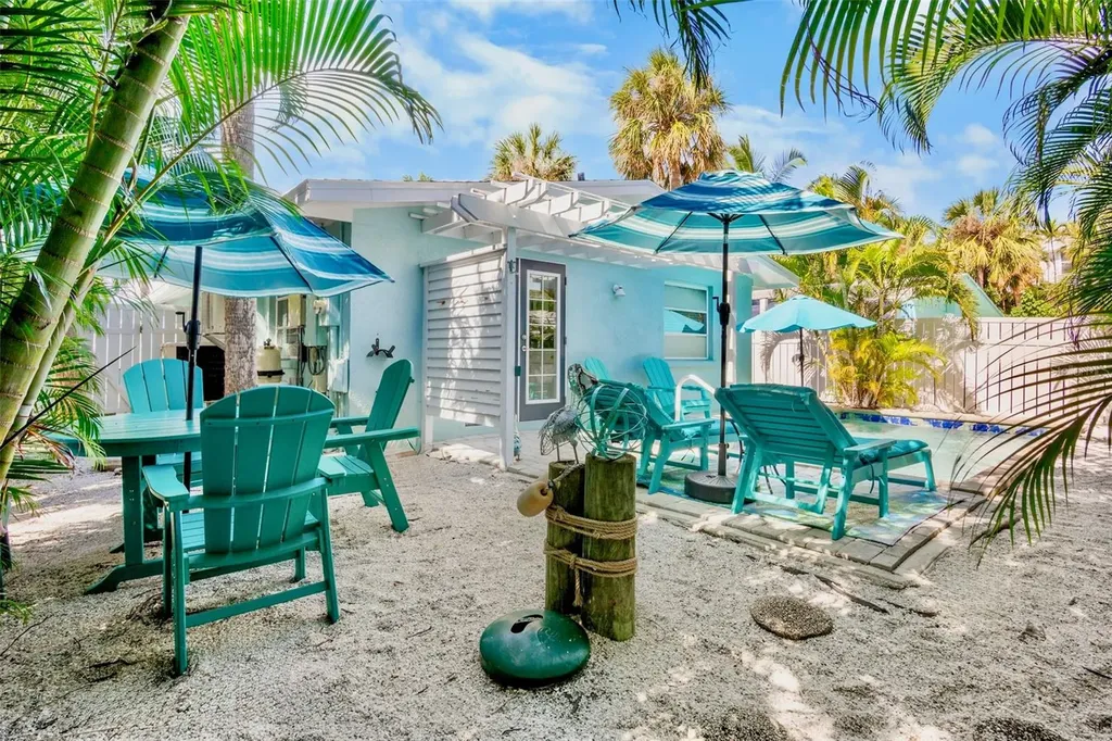 5803 Imperiore Avenue Holmes Beach FL 34217