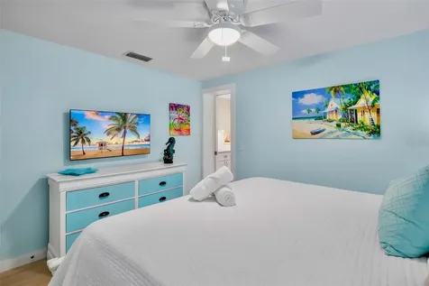 5803 Imperiore Avenue Holmes Beach FL 34217