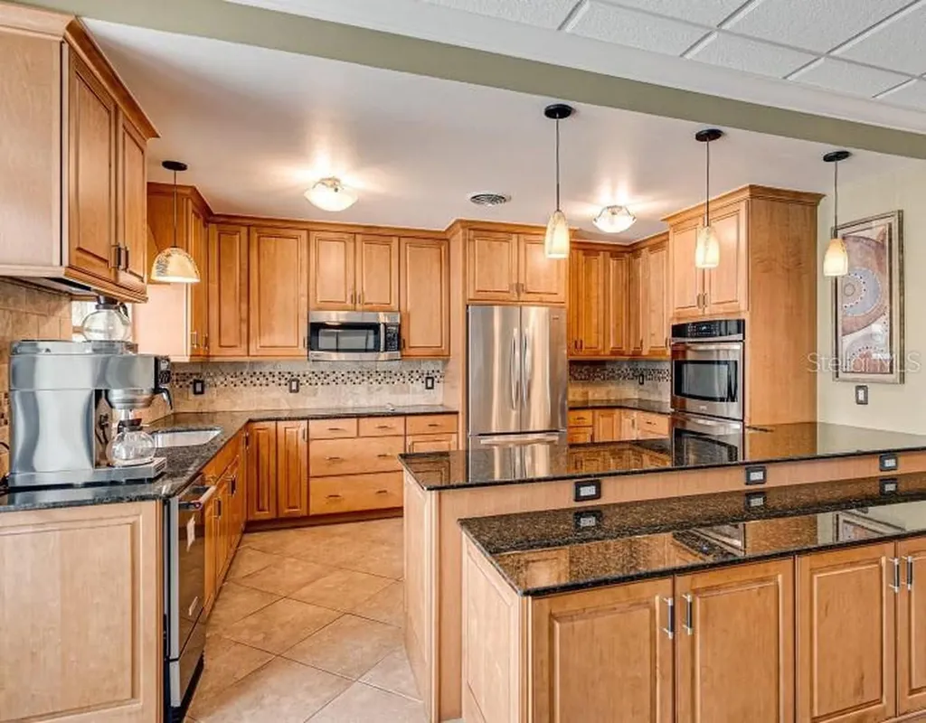 1332 Pasadena Avenue S South Pasadena FL 33707