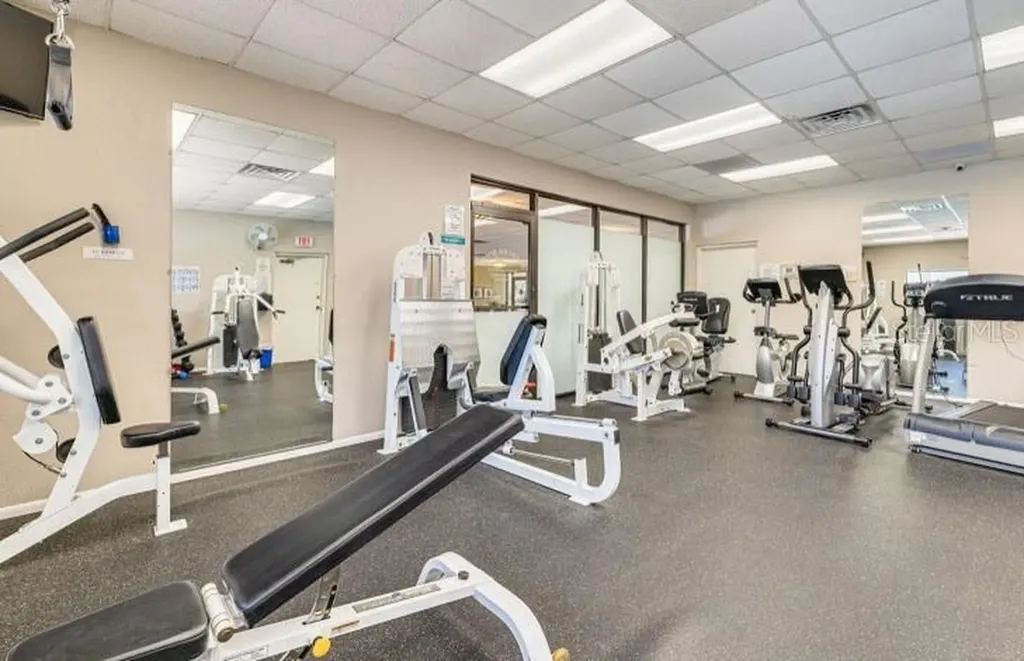 1332 Pasadena Avenue S South Pasadena FL 33707