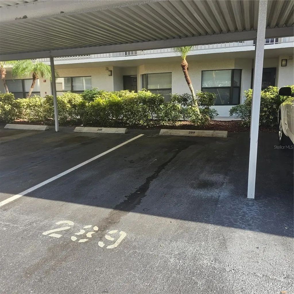 1332 Pasadena Avenue S South Pasadena FL 33707