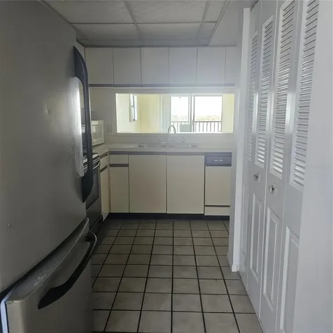 1332 Pasadena Avenue S South Pasadena FL 33707