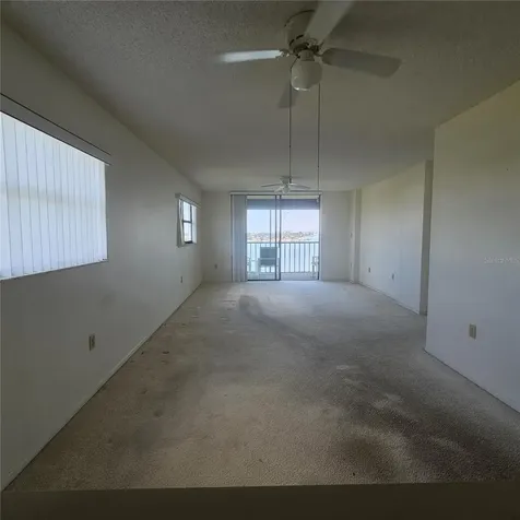 1332 Pasadena Avenue S South Pasadena FL 33707