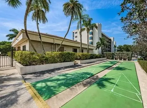 1332 Pasadena Avenue S South Pasadena FL 33707