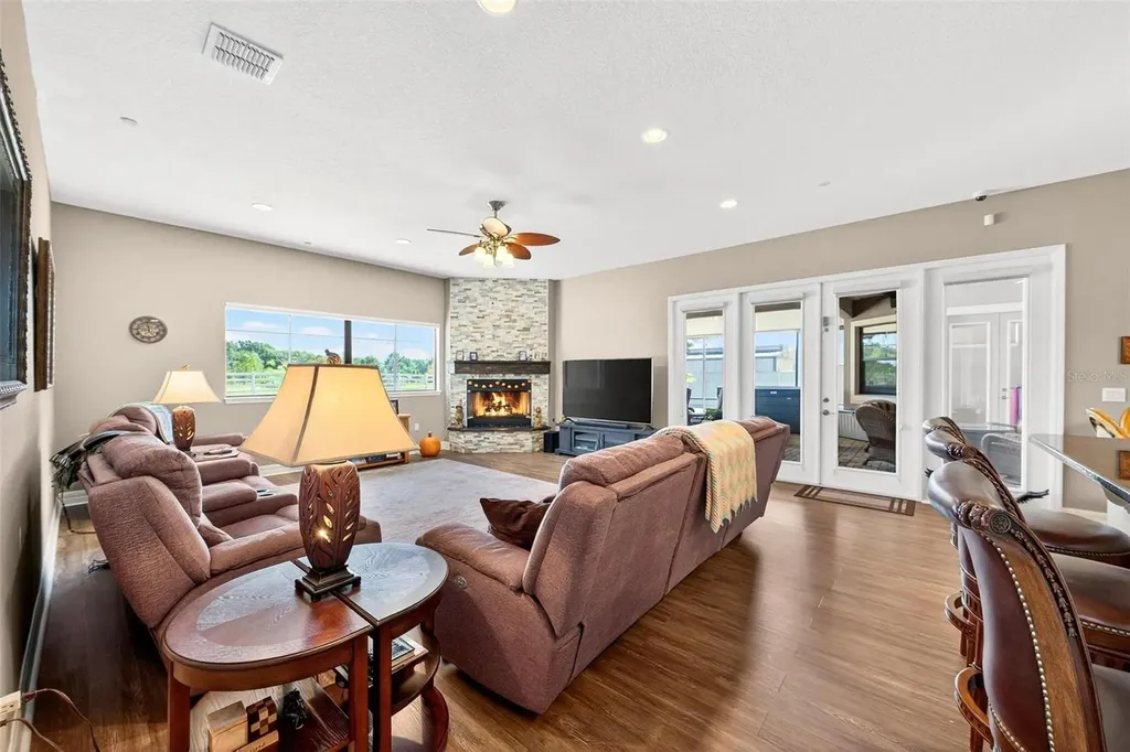 19850 Sugarloaf Mountain Road Clermont FL 34715