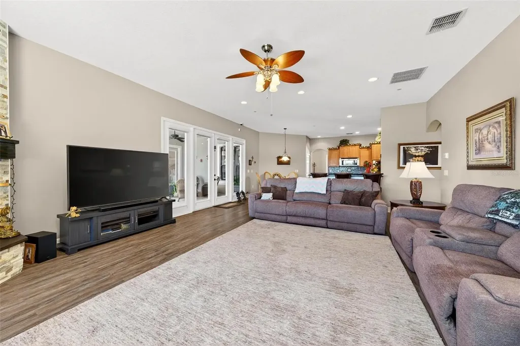 19850 Sugarloaf Mountain Road Clermont FL 34715