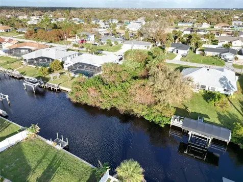 4194 Yucatan Circle Port Charlotte FL 33948