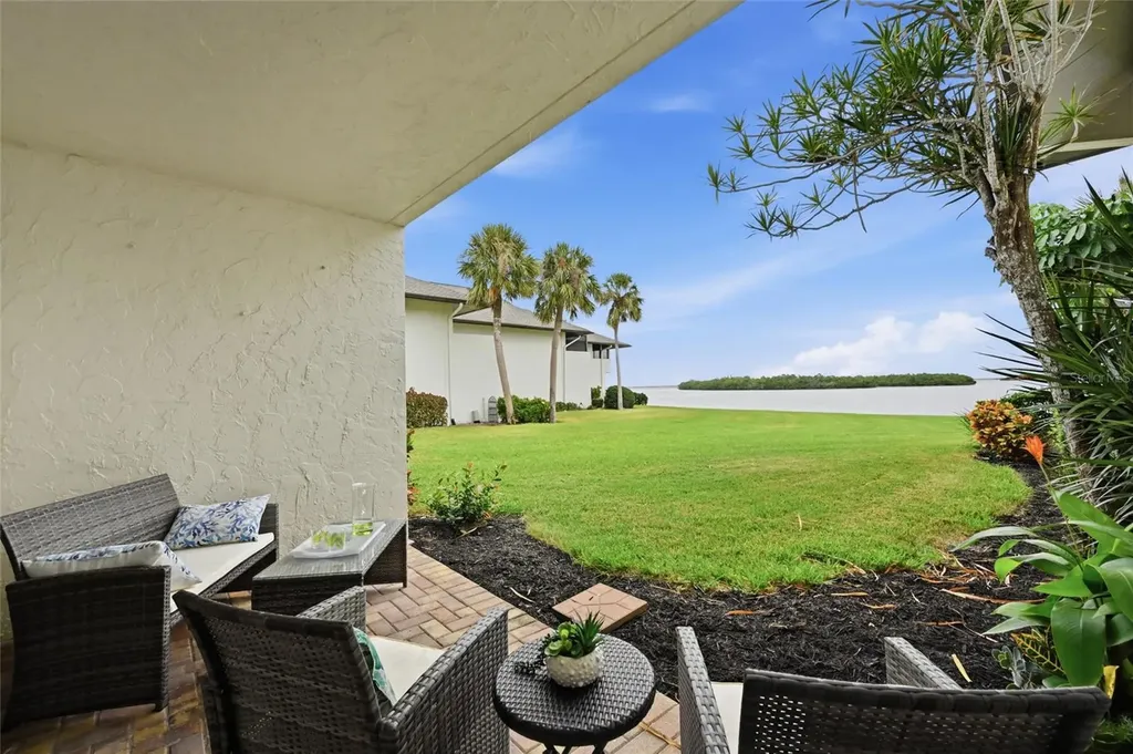 4234 Gulf Of Mexico Drive Longboat Key FL 34228