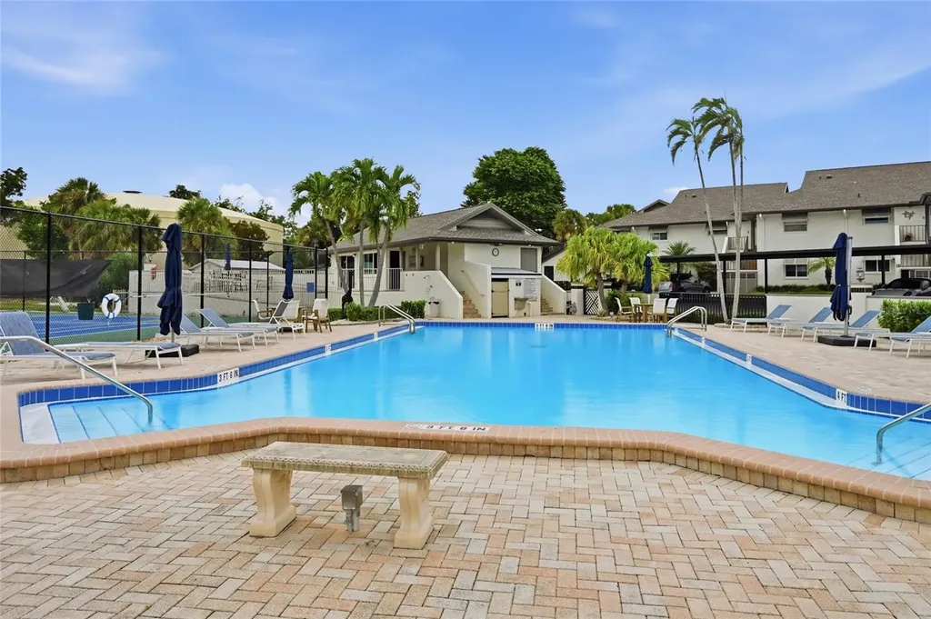 4234 Gulf Of Mexico Drive Longboat Key FL 34228
