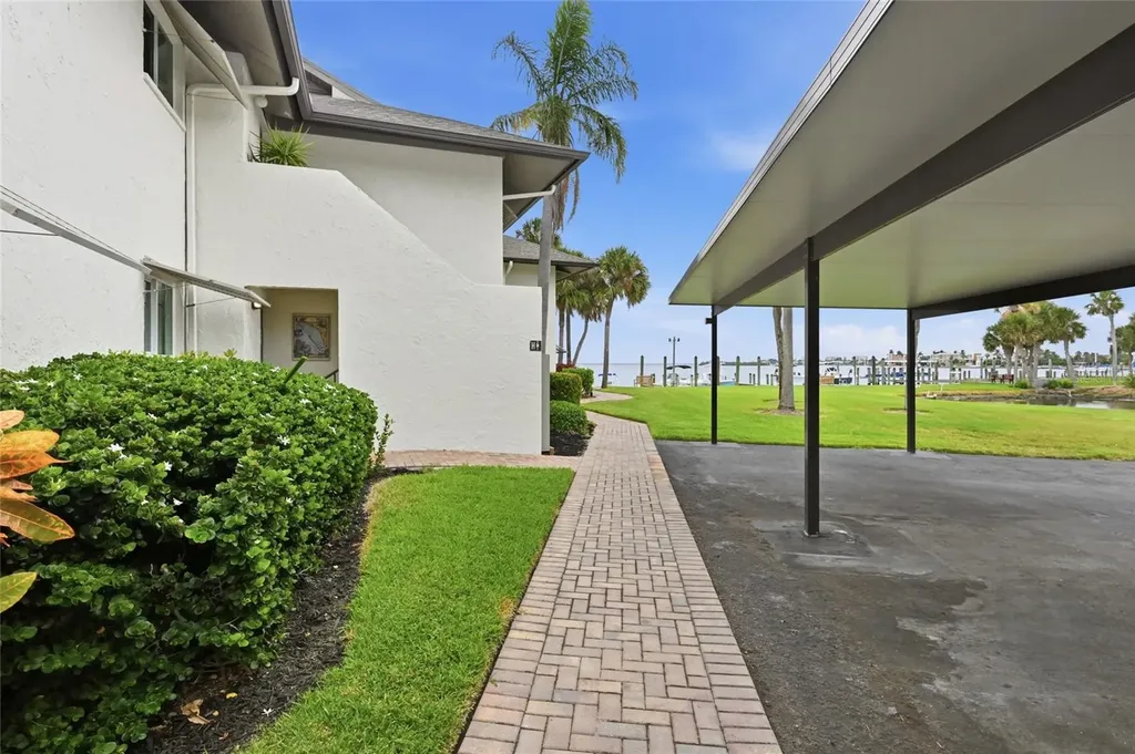 4234 Gulf Of Mexico Drive Longboat Key FL 34228