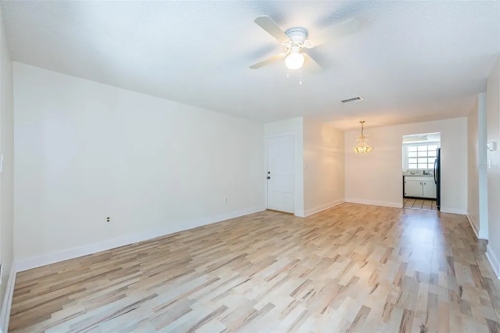 6042 1st Avenue S St Petersburg FL 33707