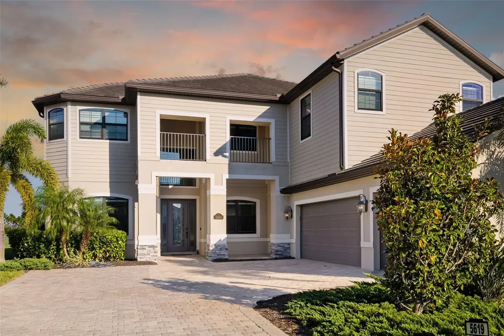 5619 Mulligan Way Bradenton FL 34211