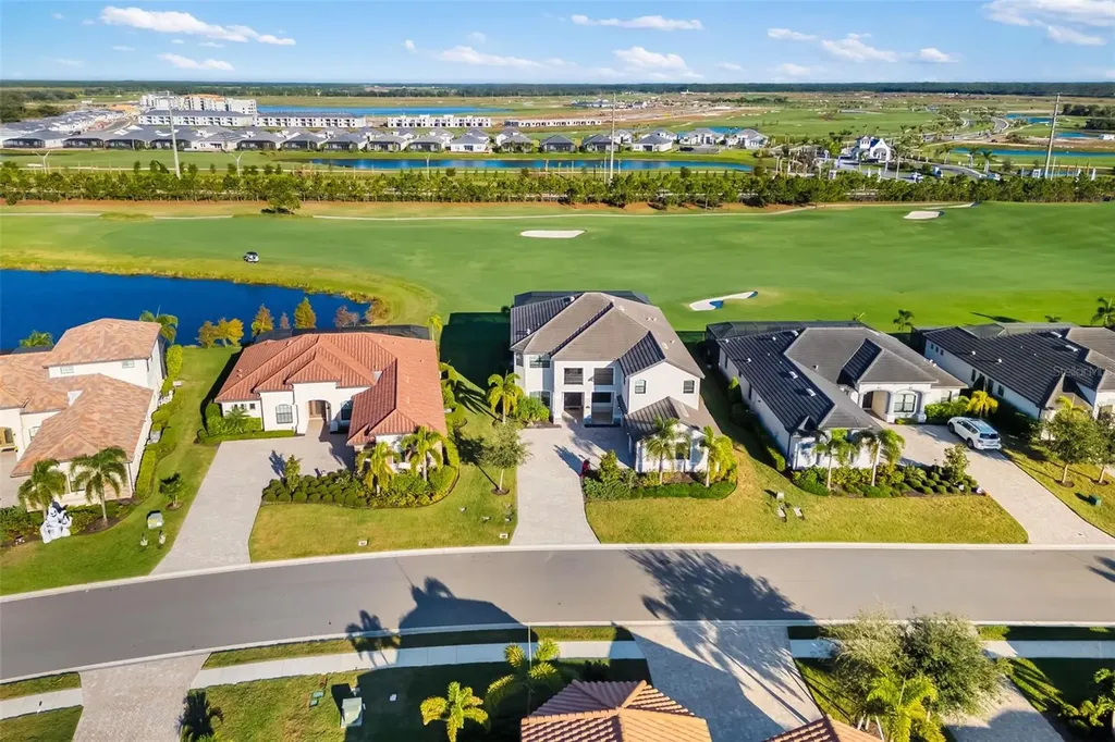 5619 Mulligan Way Bradenton FL 34211