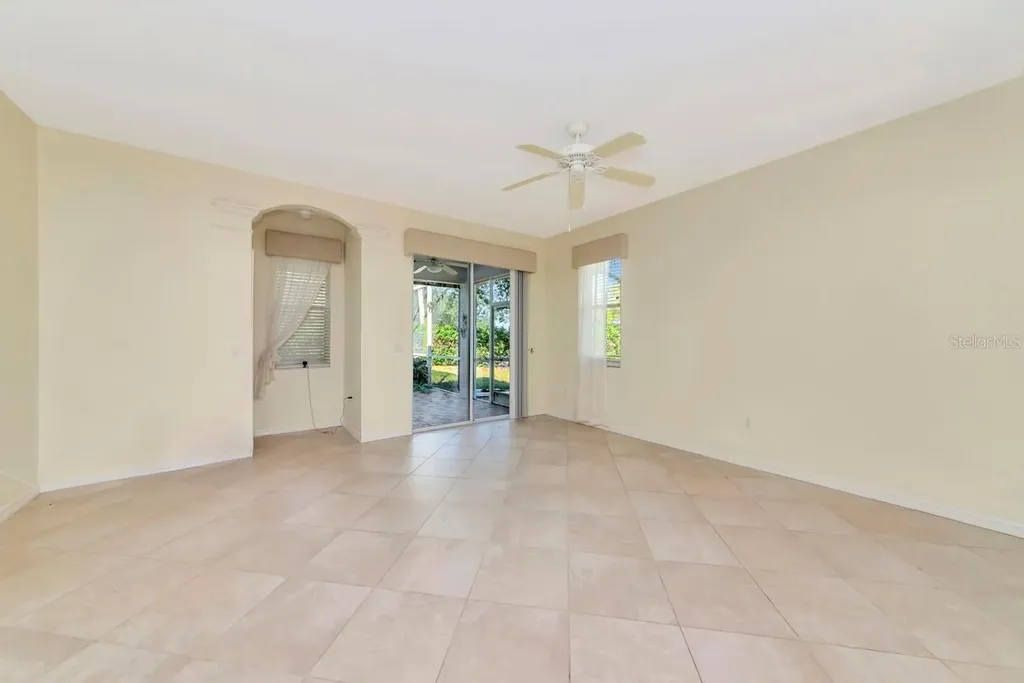 1494 Millbrook Circle Bradenton FL 34212