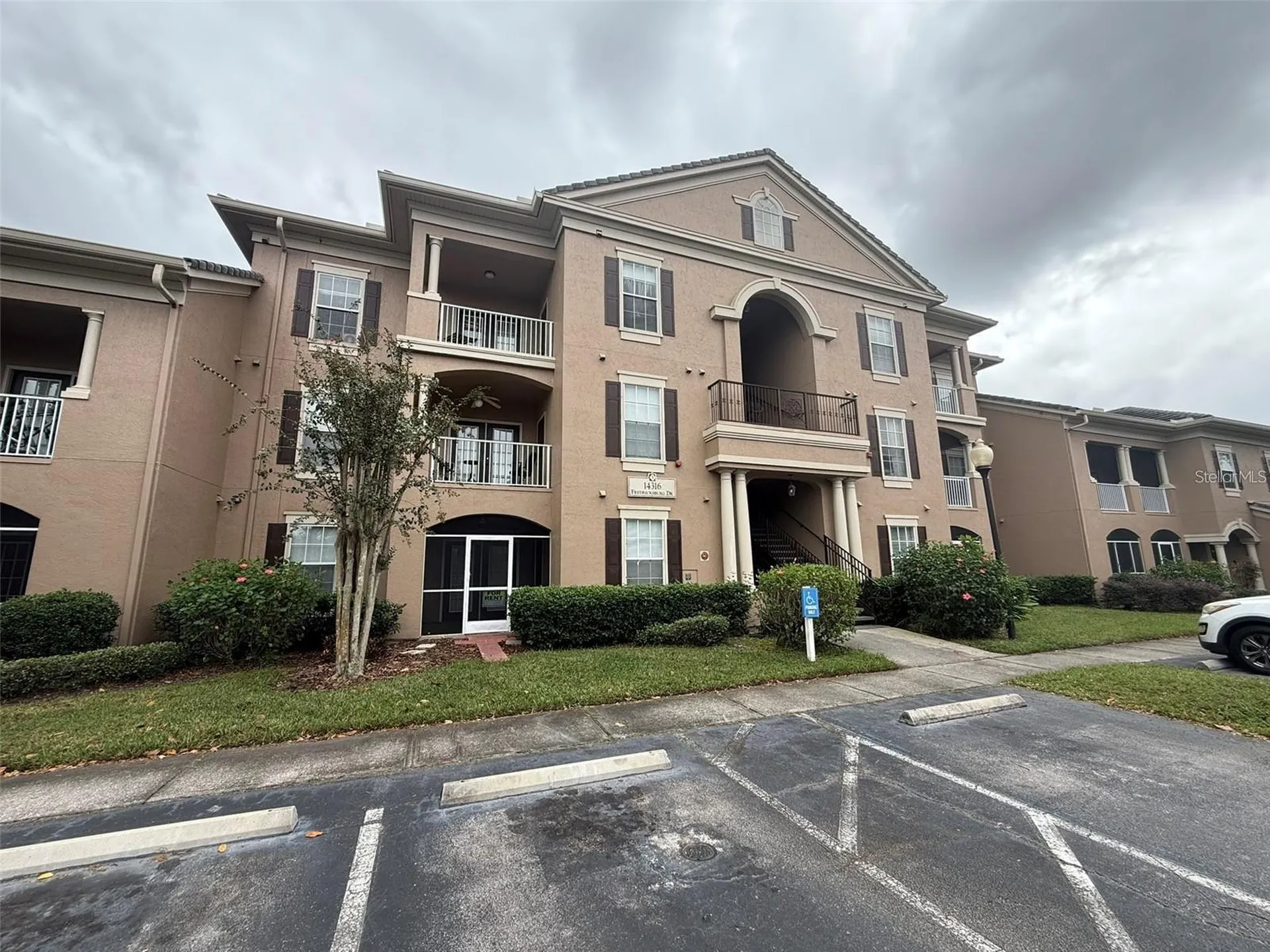 14316 Fredricksburg Drive Orlando FL 32837