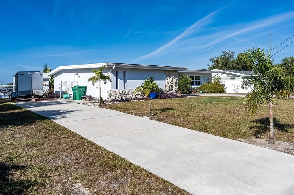 3349 Rock Creek Drive Port Charlotte FL 33948