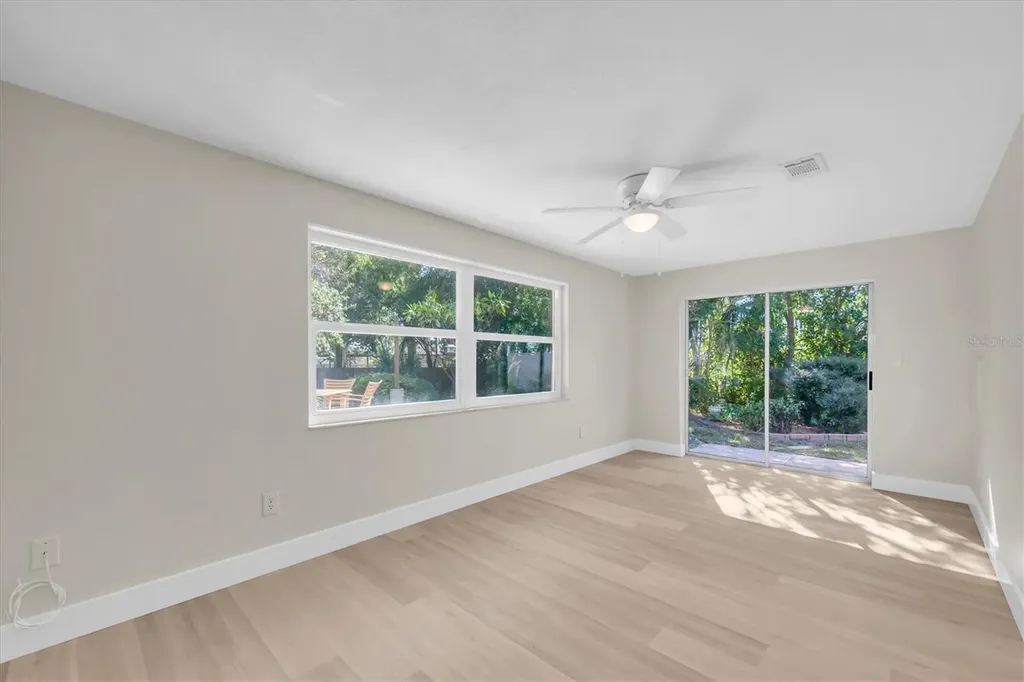 513 Oakwood Boulevard Oldsmar FL 34677