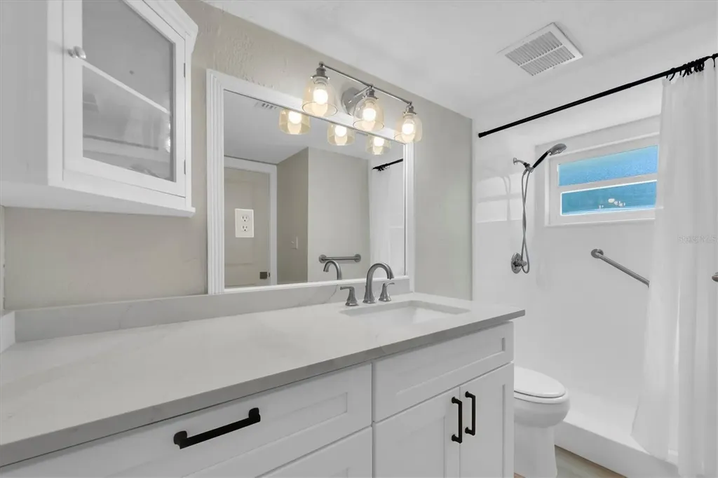 513 Oakwood Boulevard Oldsmar FL 34677