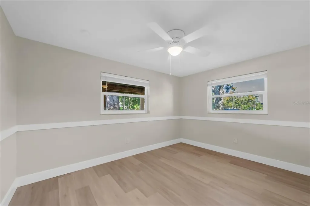 513 Oakwood Boulevard Oldsmar FL 34677