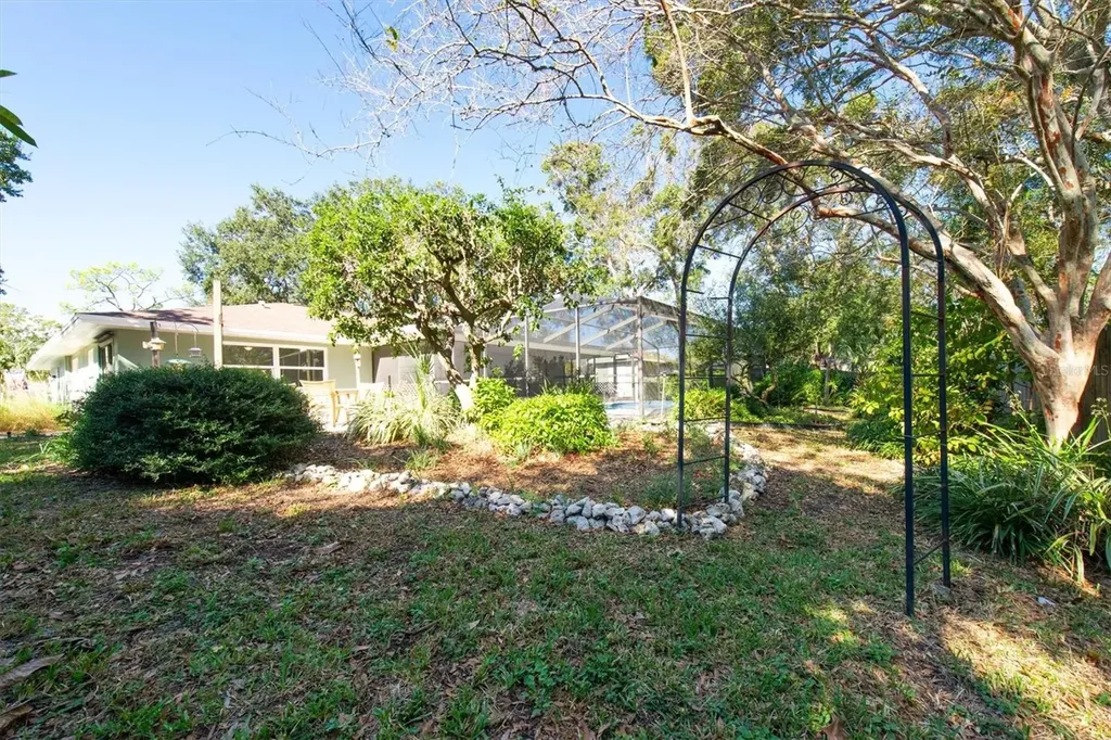 513 Oakwood Boulevard Oldsmar FL 34677